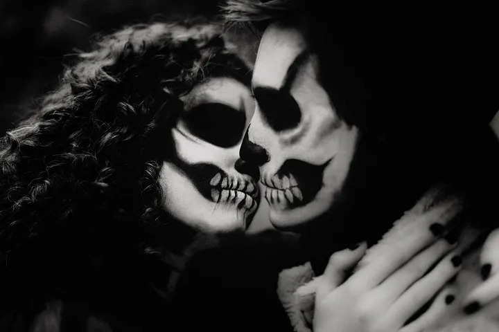 Halloween-in-Love